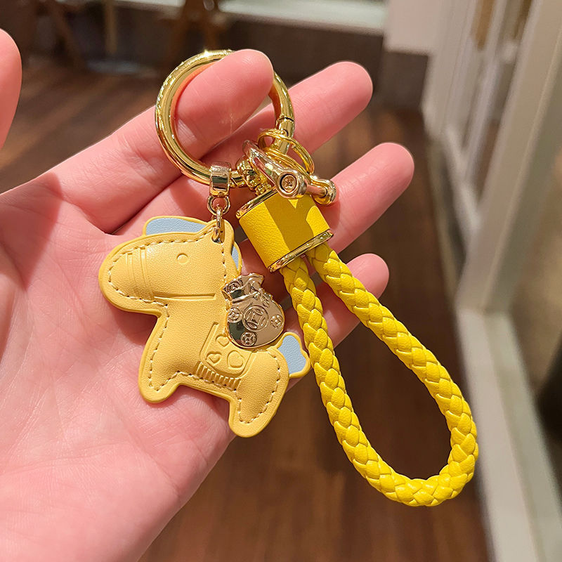 すぐにお金のあるキーホルダーの創意的な個性が精巧で、男女カップルのペンダントが可愛いです。|undefined