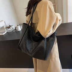 高質感バッグ女性式新作ファッション旅行レトロショルダーバッグ大容量トートバッグ小大衆通勤女性カバン