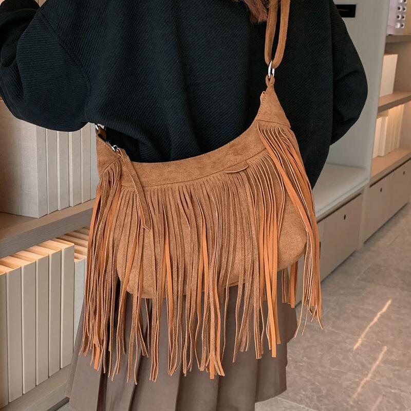 Unique and Trendy Niche Design Bag 2022 New Women's Bag Retro Versatile Crossbody Bag Textured Tassel Bucket Bag Unique and Trendy Niche Design Bag 2022 New Women's Bag Retro Versatile Crossbody Bag Textured Tassel Bucket Bag