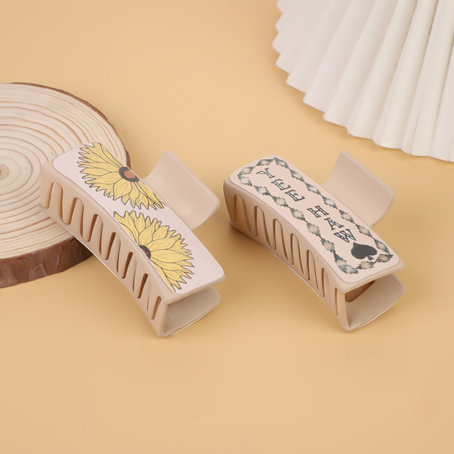 50g Weight Hair Claws Hair Accessories Type 1 Piece Quantity Daily Occasion Pu Leather Material Sunflower, Letter Pattern Women's Gender Retro Style Women's Retro Sunflower Letter Pu Leather Hair Claws 6