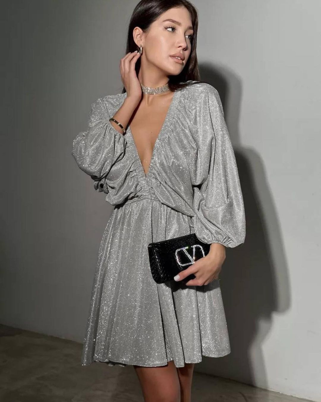 Polyester Fabric Type High Waist Waist Line Wholesale Women's Elegant Solid Color Daily V Neck Long Sleeve Sheath Dress