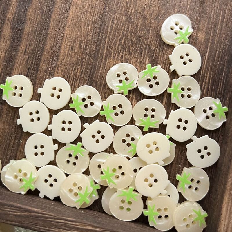 新型トマト4目ボタン子供シャツ服樹脂ボタンアクセサリー装飾工芸品DIY手作り材料|undefined