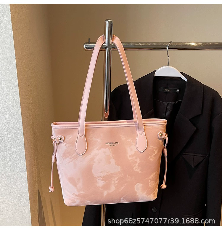 Вместительная сумка на плечо — одно плечо, школьная сумка с подвеской, лёгкая 0,82 кг, 5 цветов