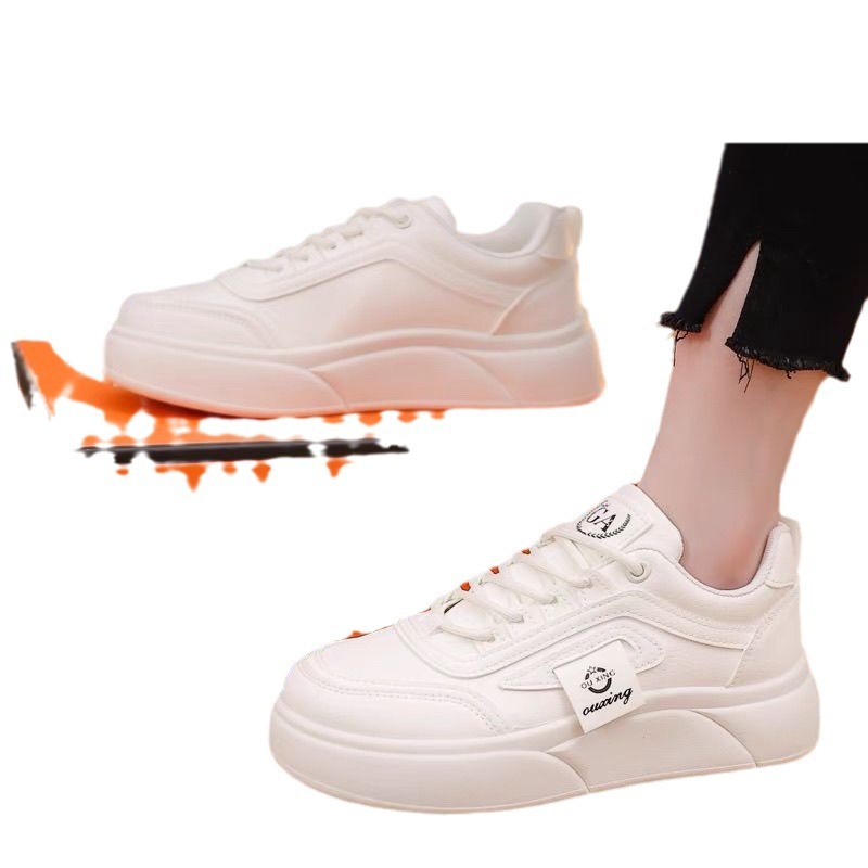 Pisar mierda sensación de pastel fondo plano zapatillas deportivas para mujeres 2024 nuevo primavera y otoño explosivo estudiantes en línea zapatos blancos