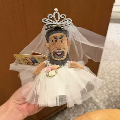 Pluş açarlıqlar, Doll Cute Keychain Decoration - wedding-dress-grandpa-cow-pendant
