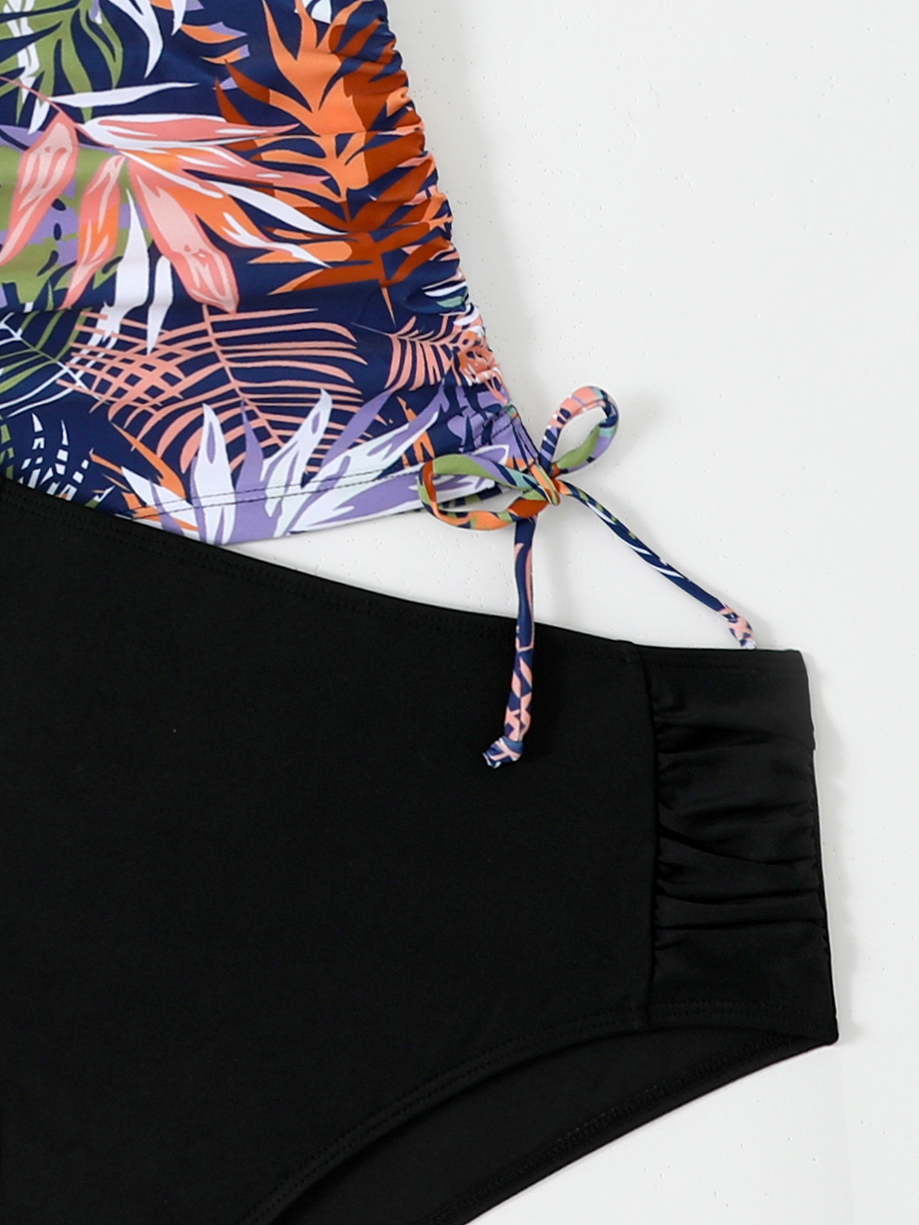 Women's Short Sleeved Conservative Bikini Set Sun Protection Suit_voghion.com
