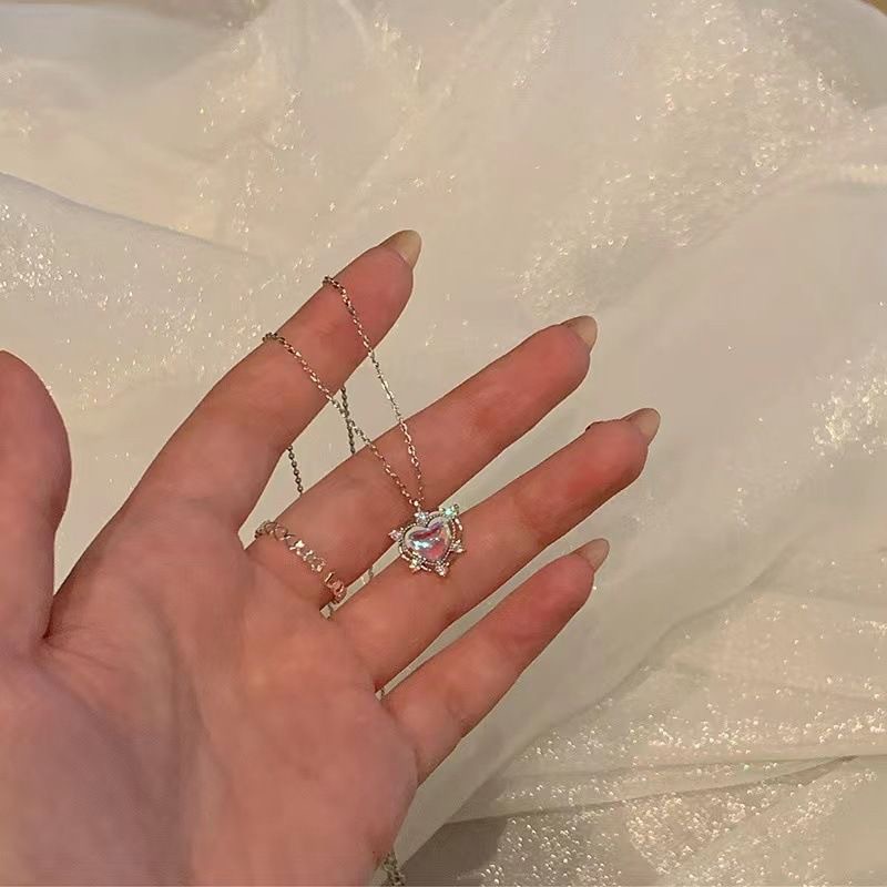 Corazón del océano de diamante rosa amor collar de lujo ligero nicho de diseño sensación nueva explosión colgante dulce cadena de clavícula