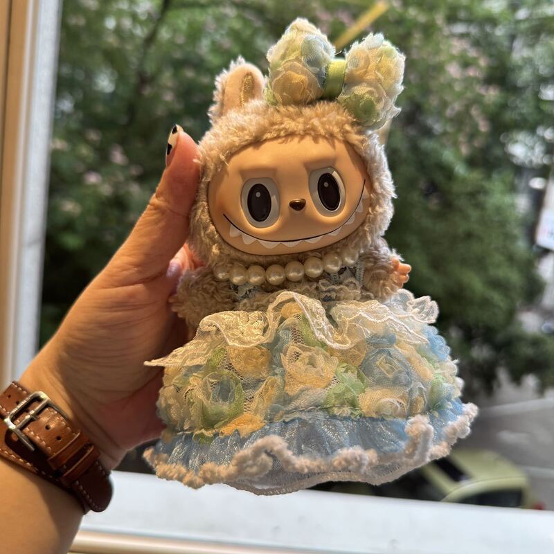 洋服のみ】ラブブぬいぐるみ服、パールネックレス、花びらガーゼスカート、ラブブ服アクセサリー|undefined