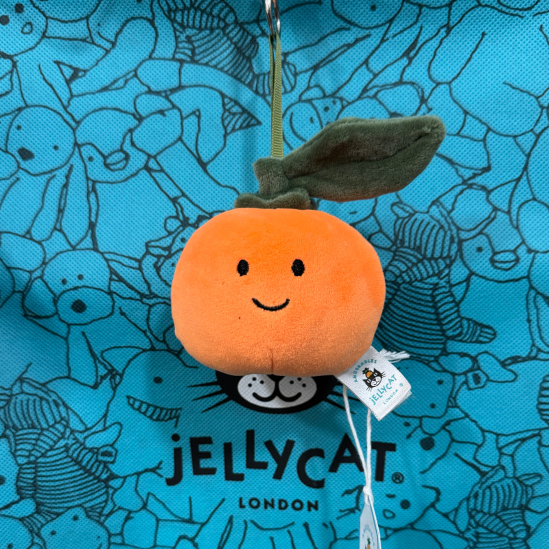 Little orange pendant