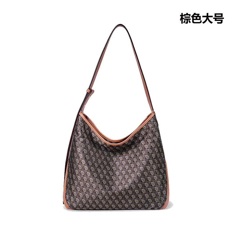 Brown large size-spot