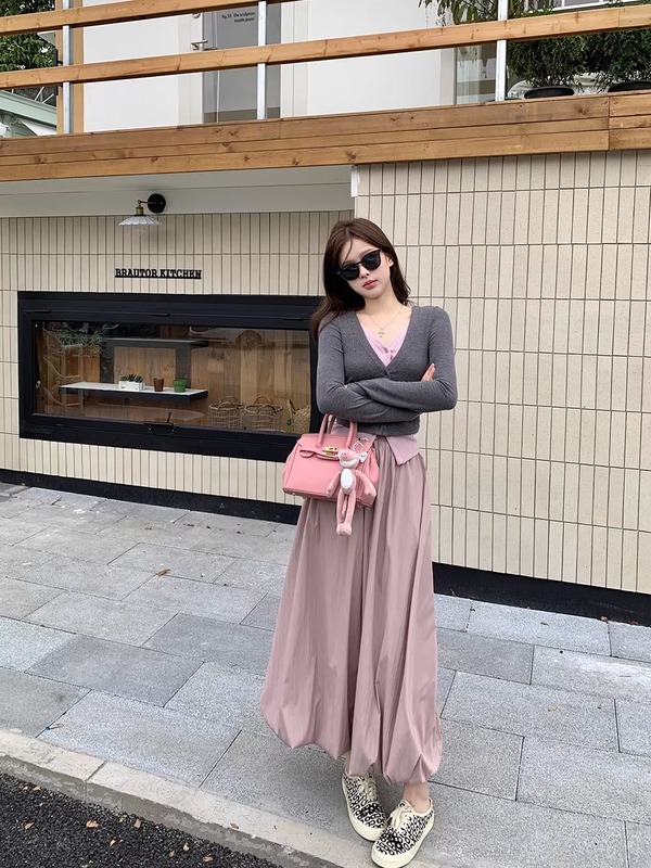 温柔风套装女春季甜辣假两件撞色短款针织衫上衣花苞半身裙两件套|undefined