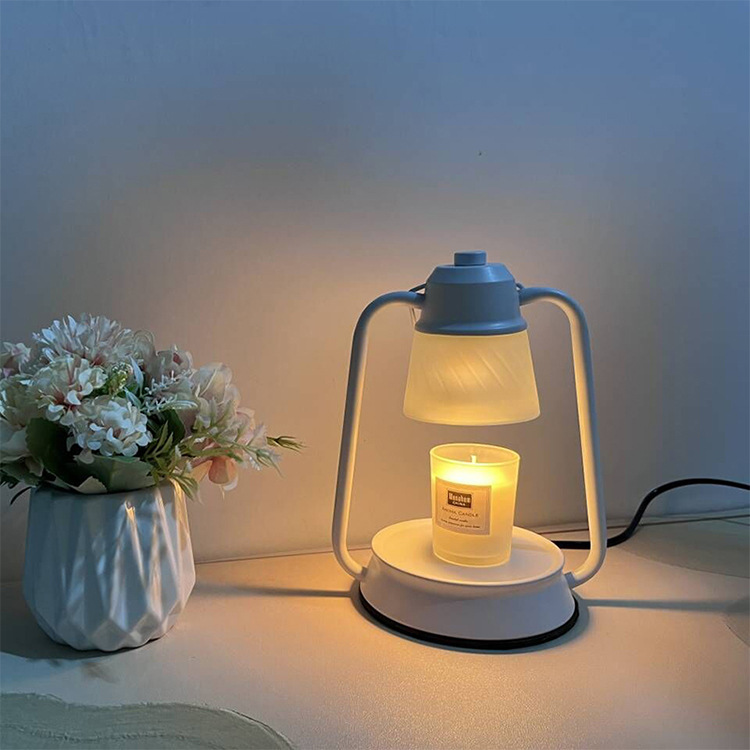 Transfronterizo americano retro vela lámpara hierro aromaterapia cera lámpara dormitorio mesita de noche escritorio libre de fuego lámpara de mesa creativa