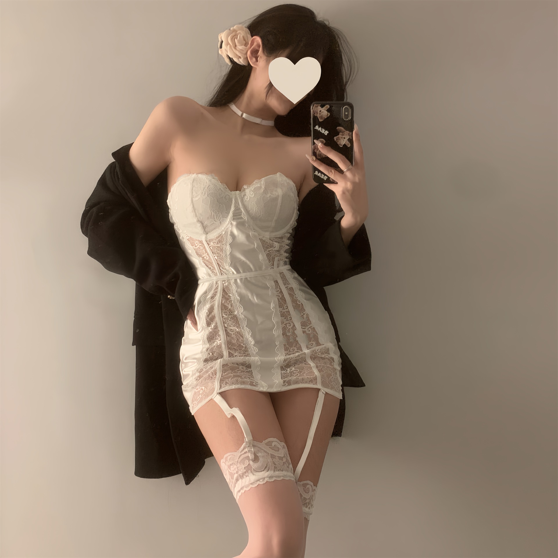 흰색 + 흰색 스타킹