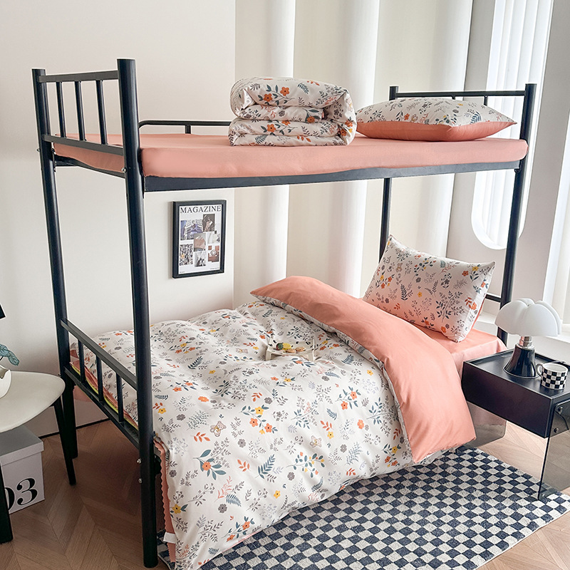 Dormitorio de estudiantes universitarios una sola persona tres conjuntos de ropa de cama un conjunto completo de colcha sábanas cuatro o seis conjuntos de colcha sábanas