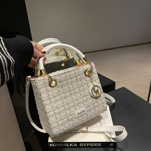 ���R�d�������ļ�Ů�³����аٴ������б�����ë�؆μ������