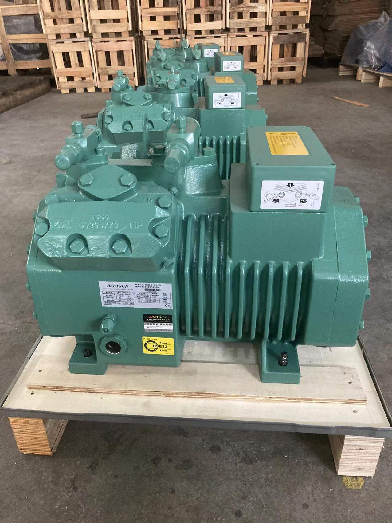 供应机械及行业设备  制冷设备 制冷压缩机（专业厂家）