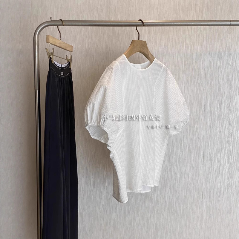 店主は自分で保管します！ニッチデザイナーモデル〜女性用文学的で新鮮な立体的な質感のパフスリーブラウンドネックシャツ|undefined