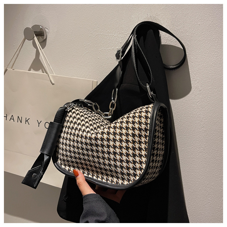Commuter Shoulder Messenger Bag For Women Small Square Handbag_voghion.com
