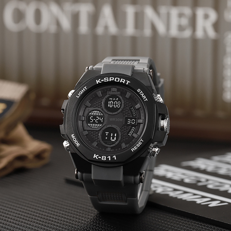 2025 reloj electrónico luminoso con alarma de moda multifuncional transfronterizo, cronometraje para deportes al aire libre, fabricante de relojes electrónicos al por mayor