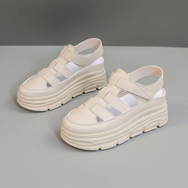 W3691 Sandały z zakrytymi palcami dla kobiet Lato 2025 Nowe modne buty na platformie z grubą podeszwą w stylu rzymskim z wydrążoną klatką dla świń_voghion.com