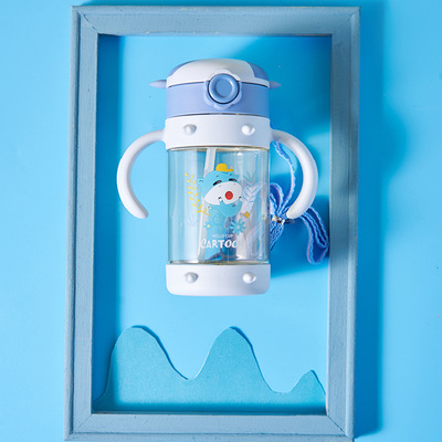 批发可爱儿童男女学生创意塑料水杯便携有刻度带手柄耐摔吸管杯子