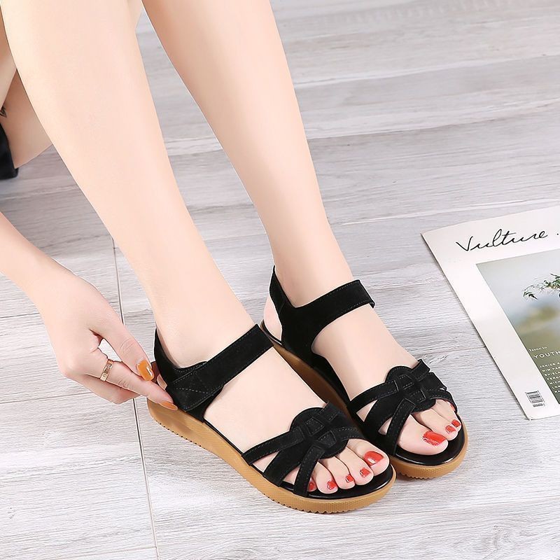 2026 verano nuevo estilo universal de zapatos casuales de mujer con suela suave, sandalias antideslizantes para mujeres, sandalias de cuero suave para mamá