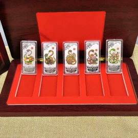 金属工艺品;其他装饰摆件;纪念币