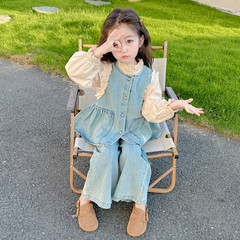 女の赤ちゃん韓国風デニムレーススリーピーススーツ 2025 秋の新スタイル女の子ファッションベストワイドレッグパンツスーツ