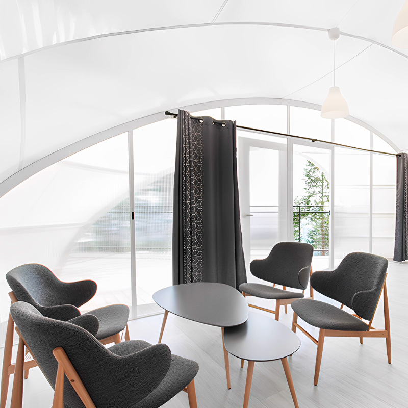 Características de diseño de tiendas de albergue residencial resorts escénicos paisaje choza cápsula espacial gota de agua portátil