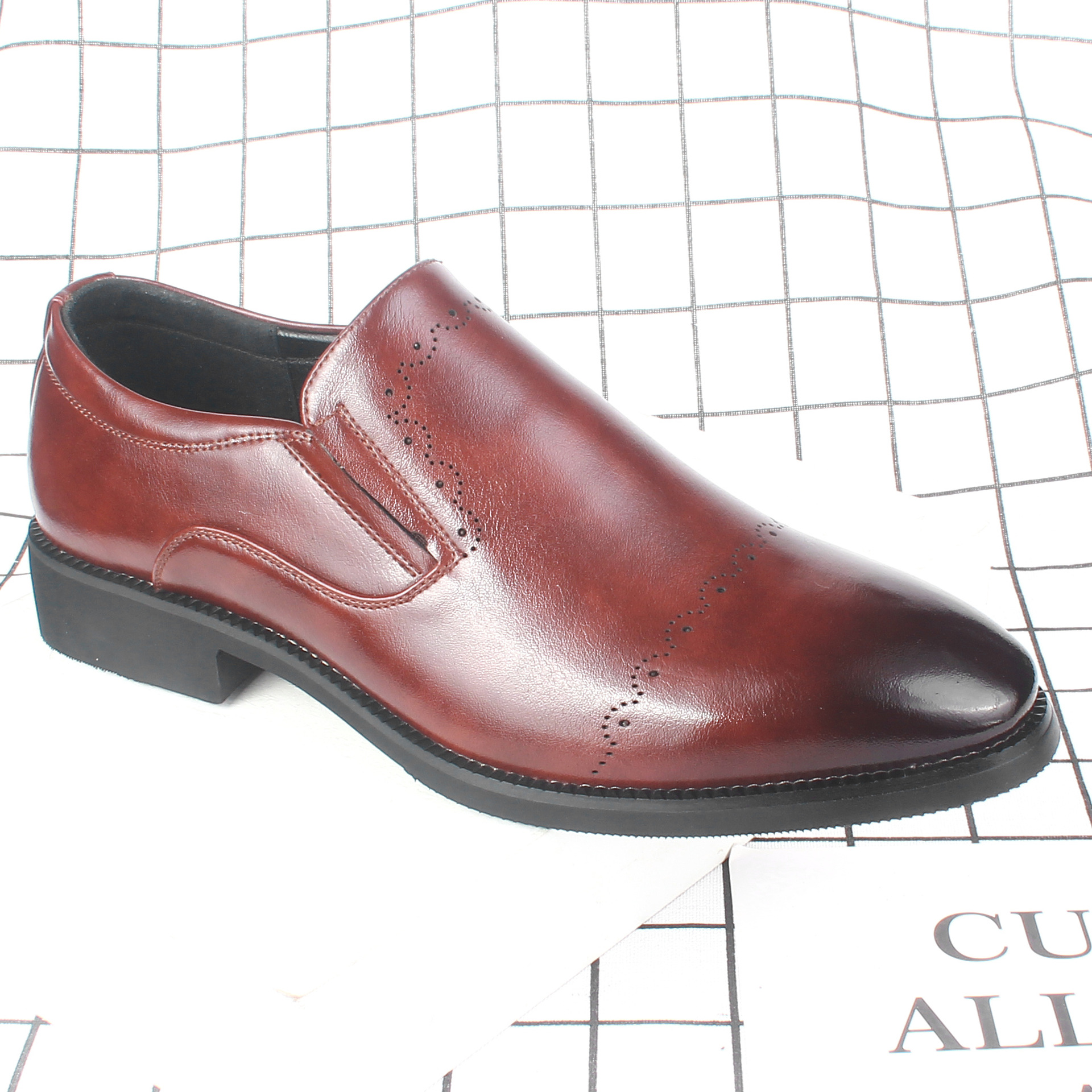 2022ƤЬ�п����������³���ӡ��Ӣ��������ʿСƤЬ��Ь93