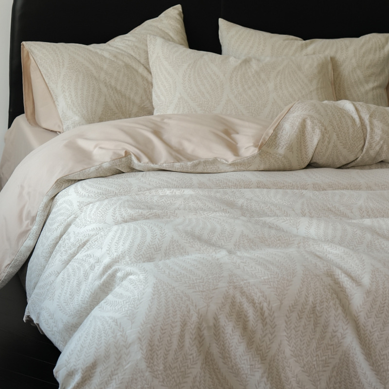 Jacquard de lujo ligero de tres capas de hilo de algodón cama de cuatro piezas de algodón de alta calidad sábanas de cama de tres piezas de cama