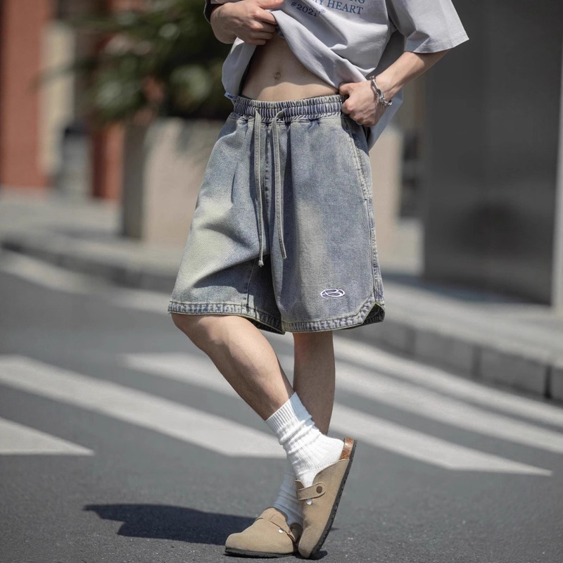 American Retro Denim Shorts for Men, Summer Loose Fit, Washed Fabric, Triangle Slit at the Hem, Embroidered, High Street Casual Five-Point Shorts