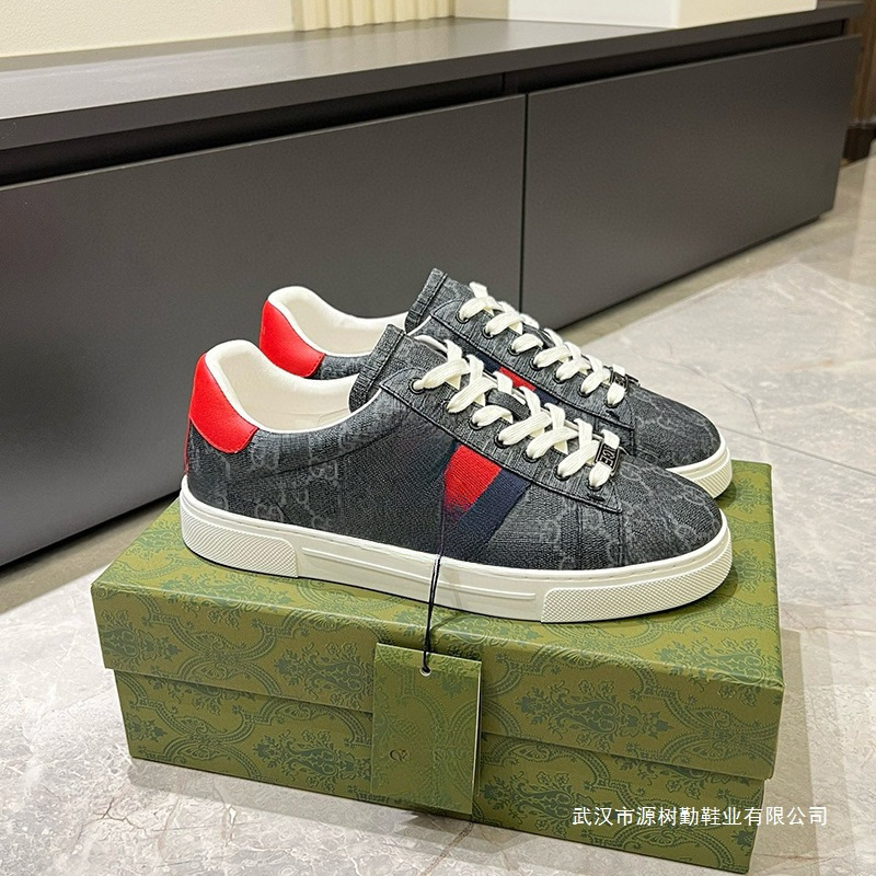 European High-End Trendy Sports Casual Shoes Fashion Flat Letter Men's Shoes Stylish Light Luxury Versatile Genuine Leather Sneakers