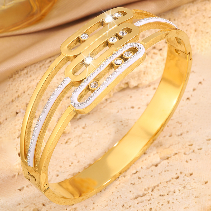 Diseño de personalidad coreana puede deslizar tres capas de diamante de acero de titanio pulsera de alta calidad de mujer no se desvanece joyas de pulsera