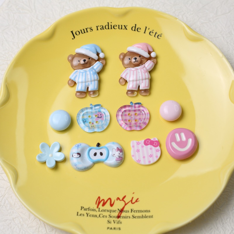 New pajama bear DIY accessories, handmade DIY cream glue phone case stickers, hole shoe accessories wholesale