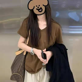 美式复古正肩V领短袖t恤女夏季新款港味chic宽松显瘦纯色打底上衣