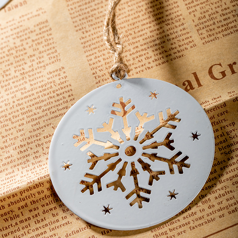 Madera de hierro forjado copo de nieve de alce colgante de árbol de Navidad decoración de Navidad colgante de hierro blanco colgante de árbol de Navidad