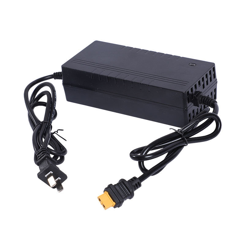 直販越境110V220V高出力電気自動車リチウム電池48V36V60V72Vリチウム電池充電器