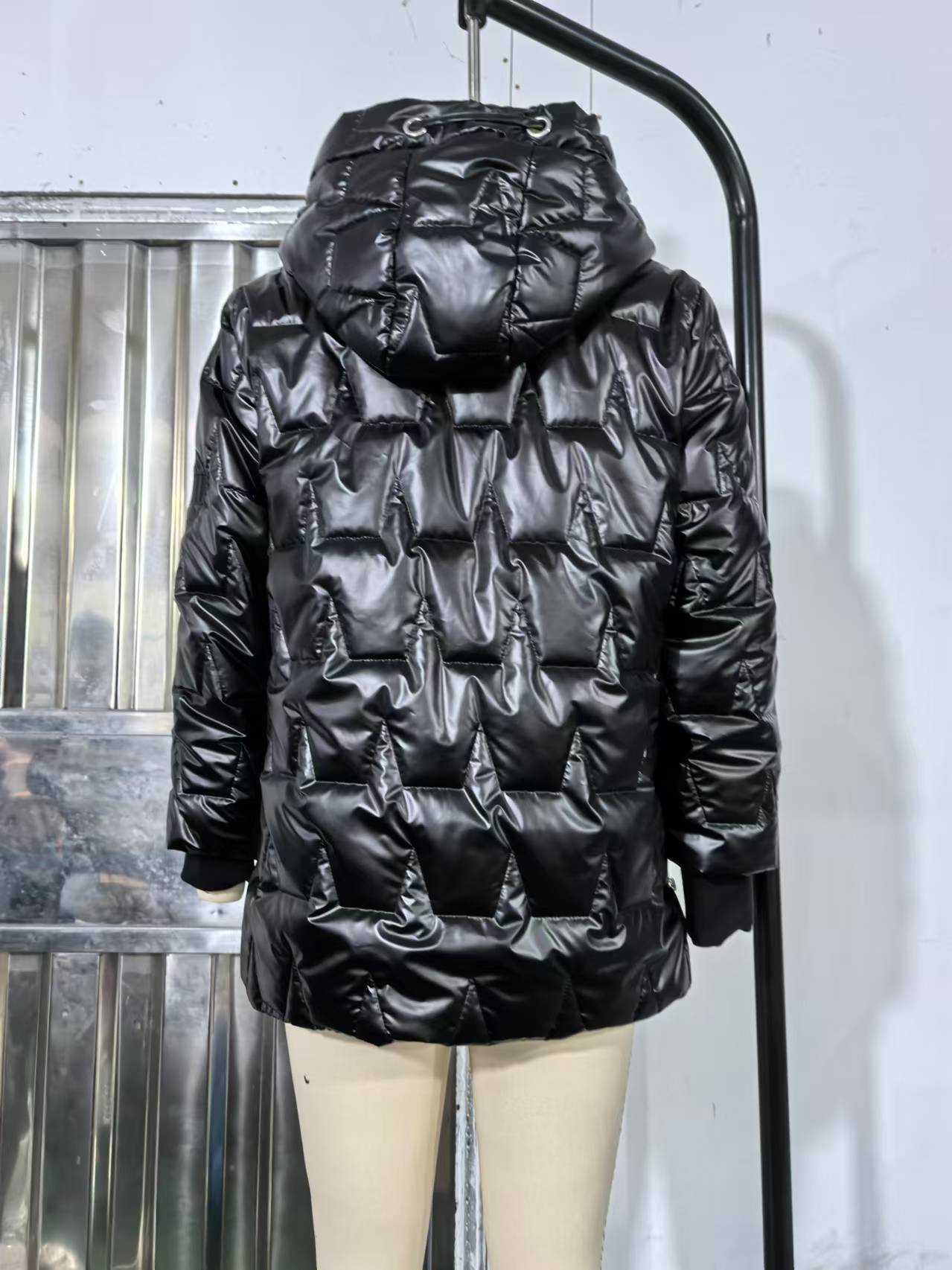 Damesjas met capuchon halflang katoenen jas voor winter en herfst_voghion.com