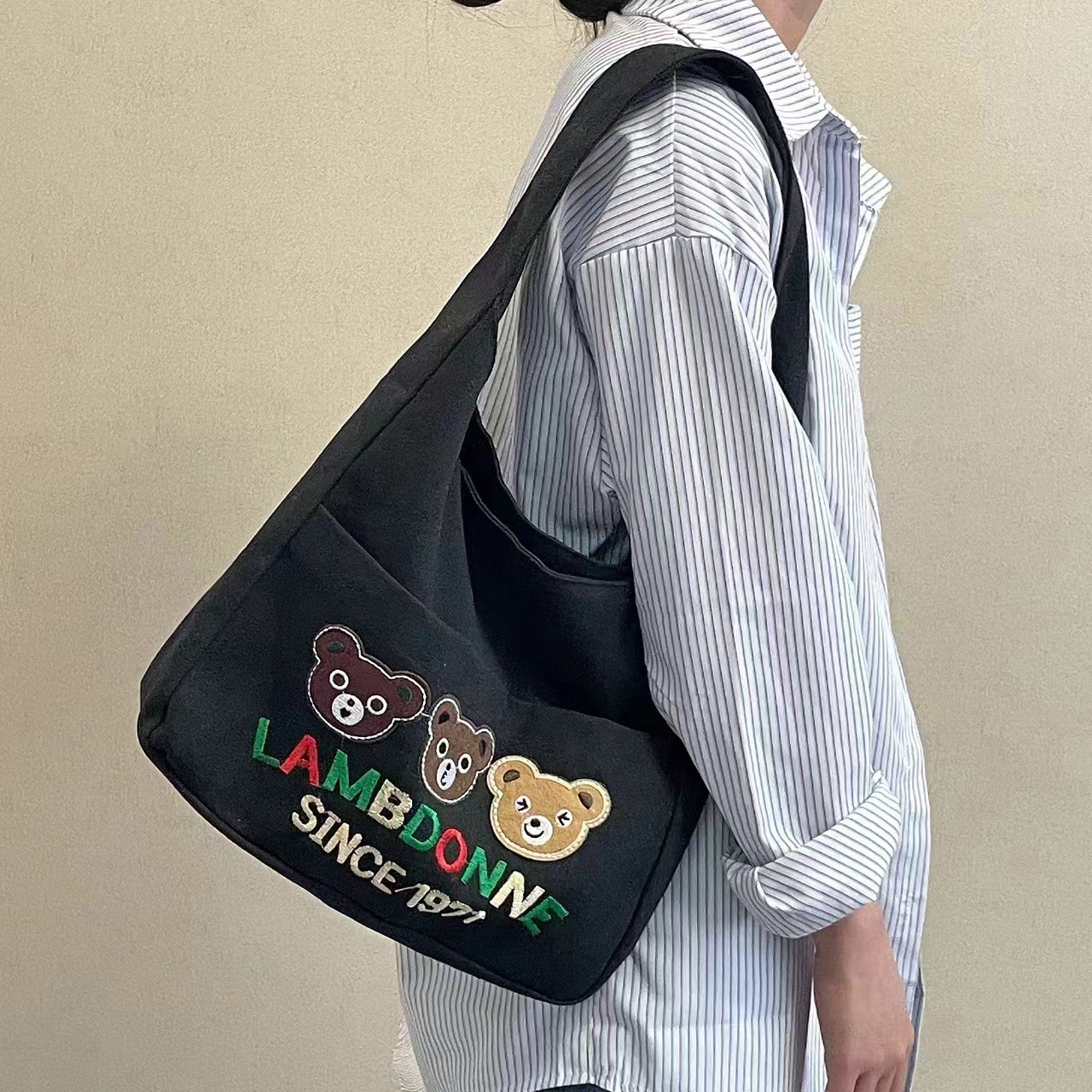 Travel canvas bag for women, single shoulder, 2023 new large-capacity student schoolbag, ins art Academy style cloth bag undefined