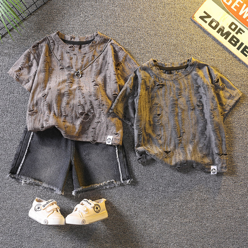 5019 Traje de verano de celebridades de Internet para niños 2023 Nueva ropa de calle frita para bebés de moda y moda de manga corta
