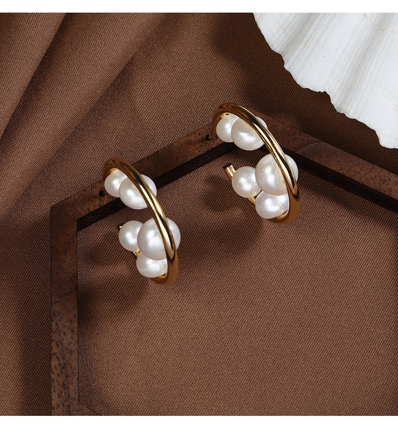 11g Weight 925 Sterling Silver Ear Needle Material Freshwater Pearl, Pearl Inlay Material Earrings, Ear Studs Classification 1 Pair Quantity Holiday, Daily Occasion 925 Sterling Silver, Freshwater Pearl, Copper Material Geometric, Circle, Flower Pattern Women's Gender Inlay Design Simple Style Style 1 Pair 925 Sterling Silver Freshwater Pearl Copper Freshwater Pearl Pearl Freshwater Pearl Earrings Geometric Circle Flower Earrings Ear Studs 3