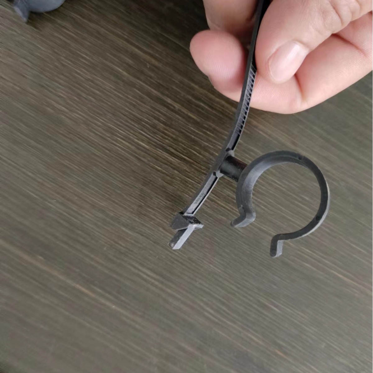 线束尼龙扎带，管夹扎带诗兰姆型号，9818744