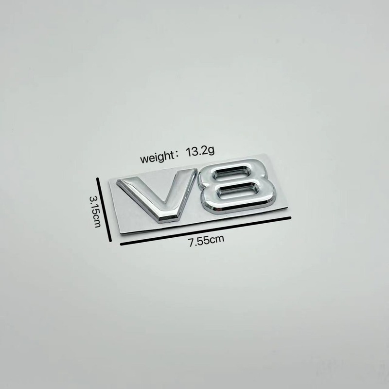車の個性v 8 v 6標識の車はエンジンを貼って大きい排気量の車の標識の側の標識を貼ってテールマークの金属の標識を改造します。|undefined