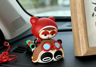 In-Stock New Retro Racing Kart Panda G3 Car Interior Decoration Rotating Ornament for Car Dashboard (Car ornaments) - new-red-baby-ornaments