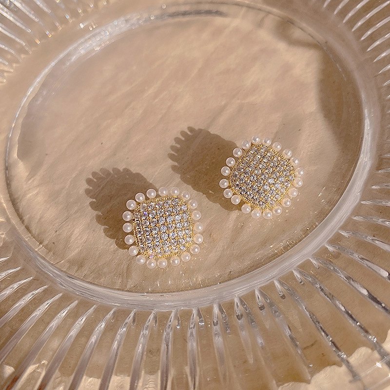 Retro square fashionable earrings from pearl with zircon