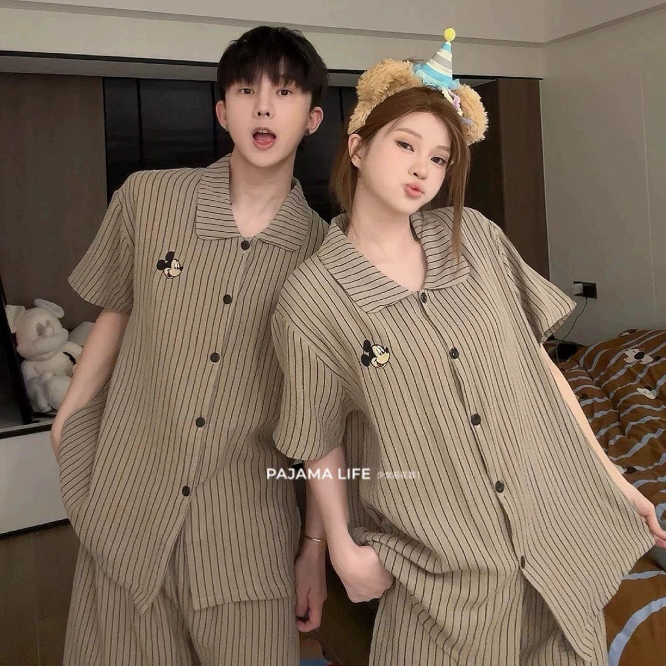 [Tinker Bell] Пижамы для пар, летние свободные мужские пижамы в корейском стиле с короткими рукавами и рисунком в полоску большого размера, домашнюю одежду можно носить на улице