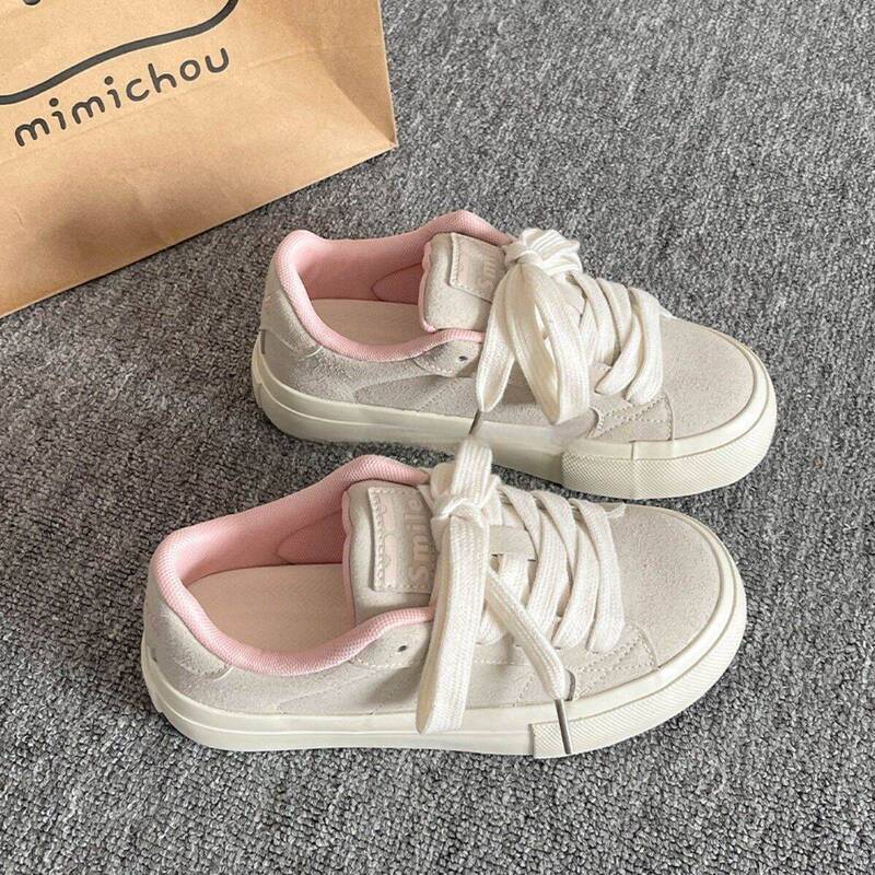 Versatile White Sneakers with Soft Soles for Women, 2026 New Model, Spring and Autumn Student Thick-Soled Casual Bread Shoes Trendy Versatile White Sneakers with Soft Soles for Women, 2026 New Model, Spring and Autumn Student Thick-Soled Casual Bread Shoes Trendy
