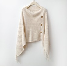 新款时尚百搭流苏纽扣镂空针织套头披肩斗篷女旅行保暖空调房外搭