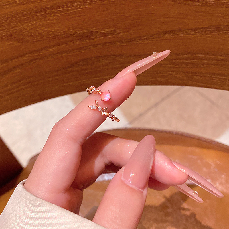 韓国の新鮮で絶妙なジルコンフラワーリング、女性用、開口部調整可能な人差し指リング、多用途で気質のあるラブリング